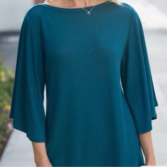 Flutter sleeve boatneck lightweight sweater - Picture 4 of 5